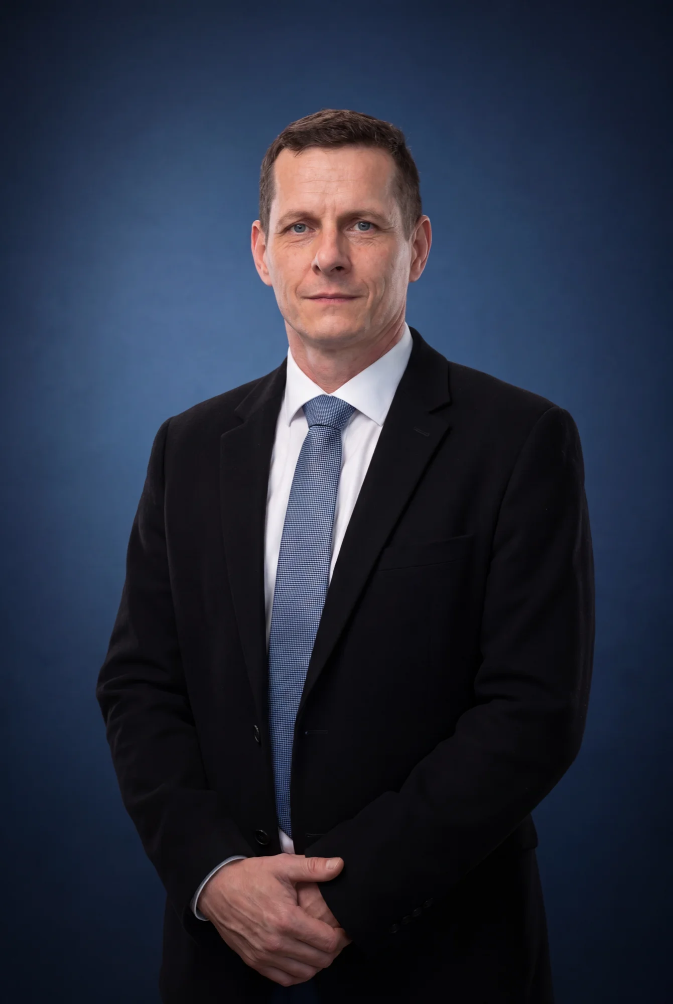 Josef Albrecht — Investice